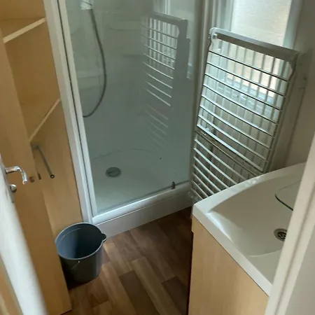 Mobil-home Au Familial 4 Etoiles Les Sables D'or Кемпинг