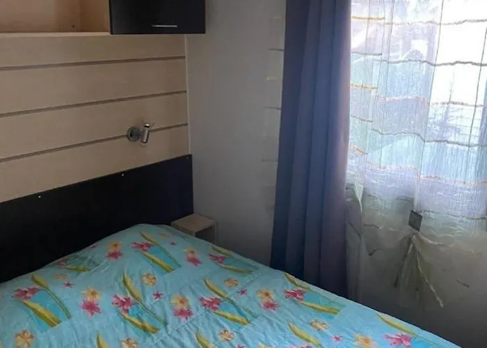 אתר קמפינג Mobil-home Au Familial 4 Etoiles Les Sables D'or